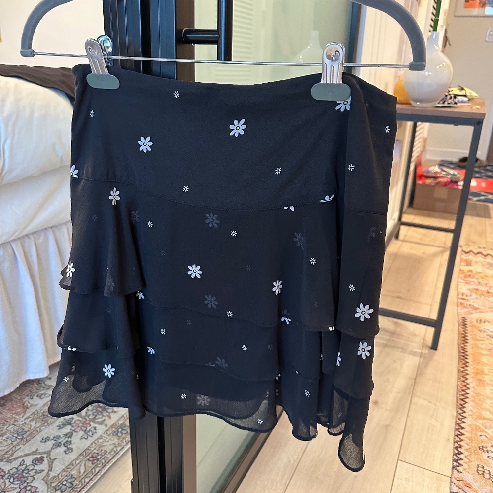 Urban Outfitters Flowy Mini Skirt, Size: M